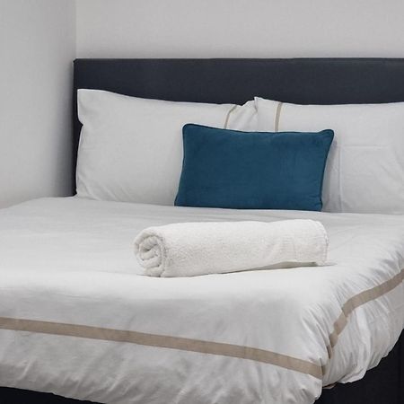 Brand New Collection Of Studios Close To Tube Station Londres Extérieur photo