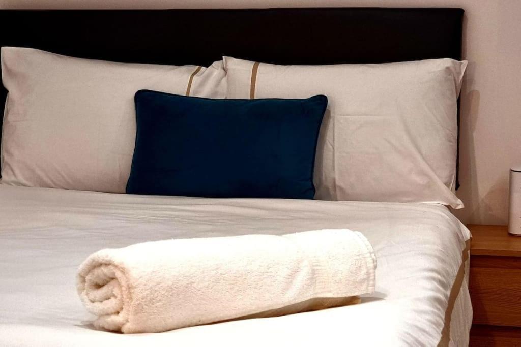 Brand New Collection Of Studios Close To Tube Station Londres Extérieur photo